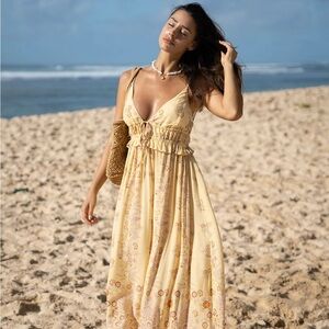 Berlook Yellow Floral Maxi Beach Dress